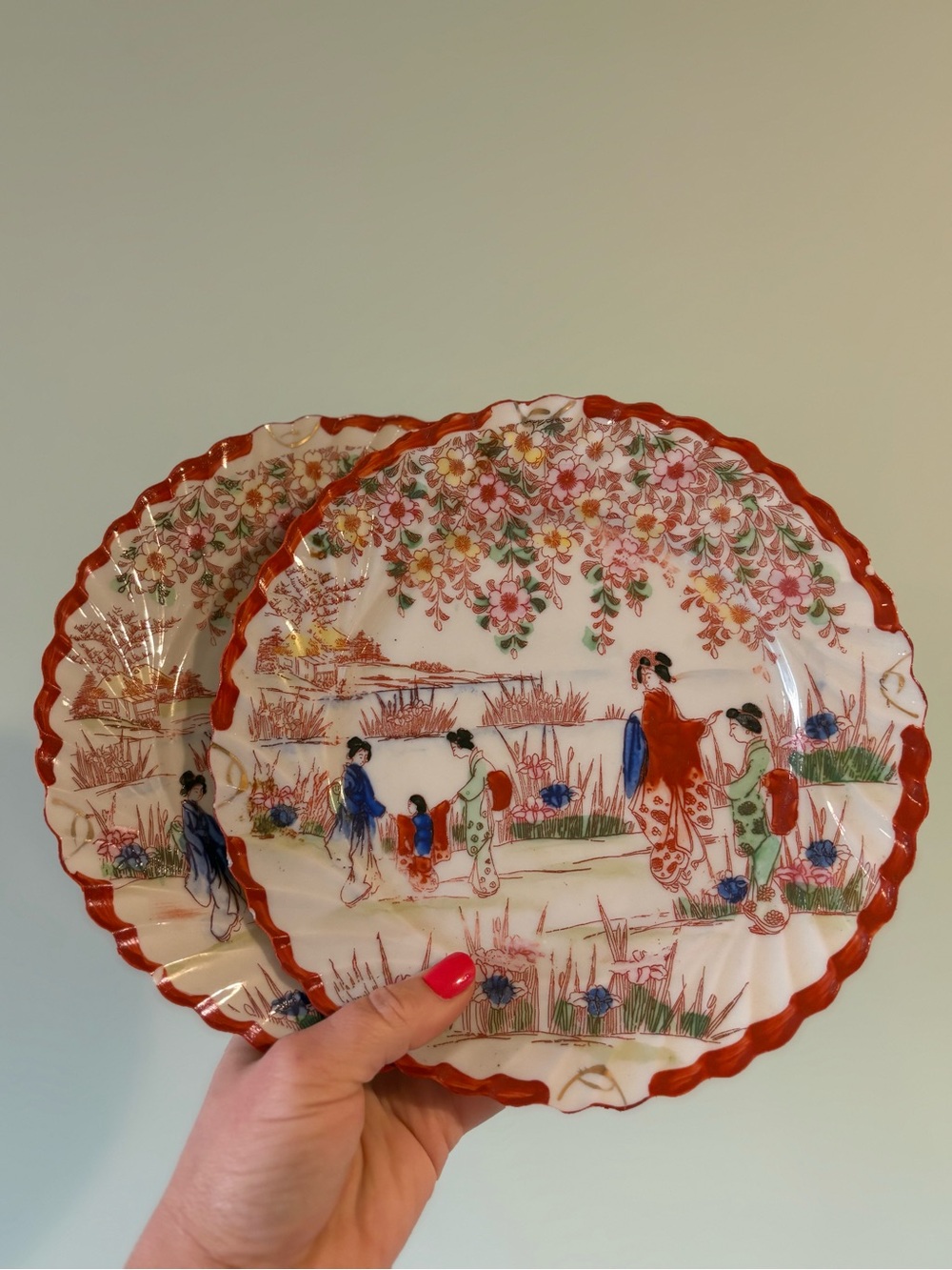 Set of 2 Vintage Japanese porcelain plates